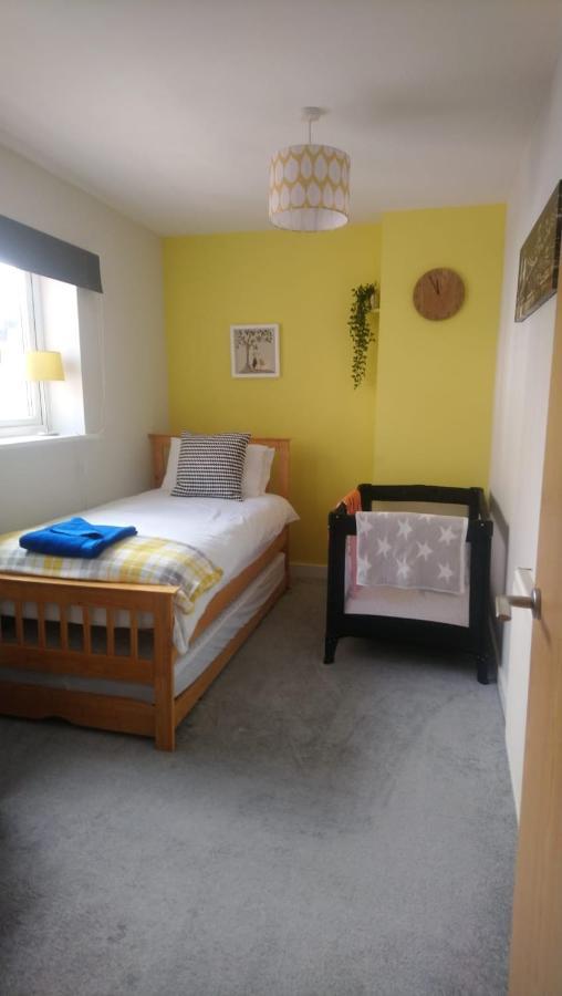 Appartement The Lansdowne Hideaway - Brought To You By Coastline Retreats - Newly Refurbished Town Centre, Close To Beach, Large Jet Bath With Tv, Netflix, Swing And Parking Included à Bornemouth Extérieur photo